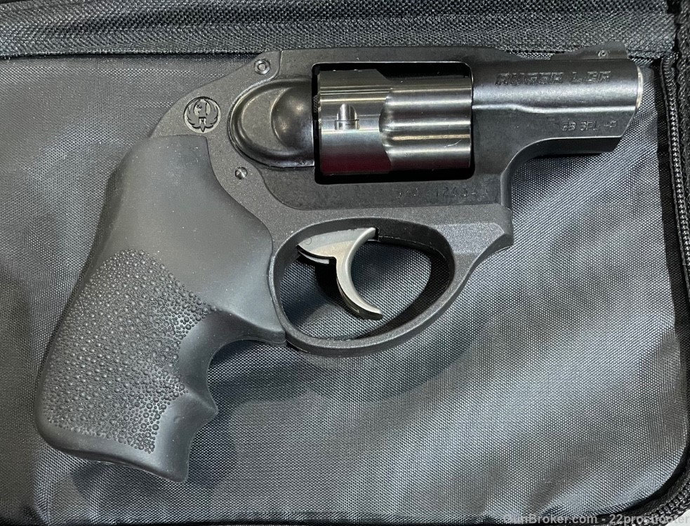 Ruger LCR 38 Spl +P with soft case & factory box.  Excellent condition!-img-2