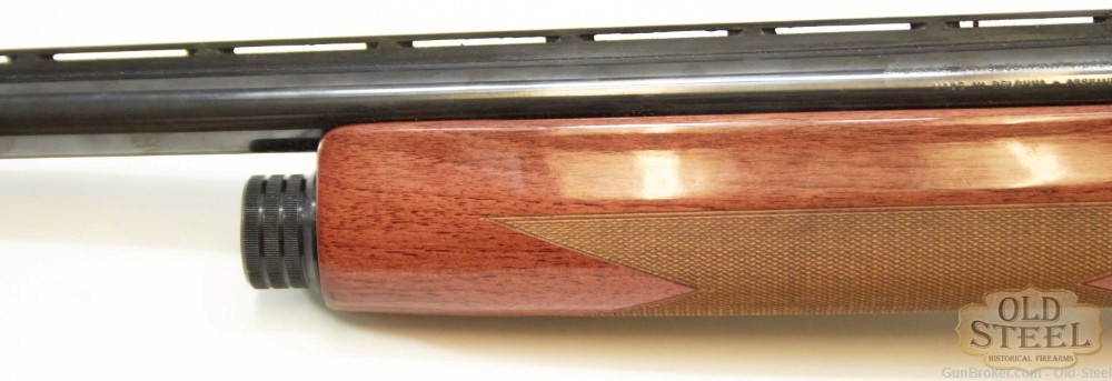 Browning Gold hunter 12 Ga Semi Auto Hunting Shotgun W/ Vent Rib Barrel-img-15