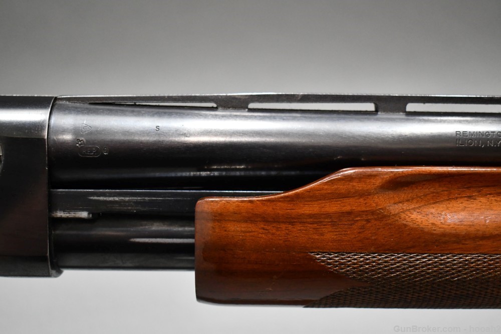Remington Model 870 Wingmaster Magnum Pump Shotgun 3" 12 G 30" VR-img-6