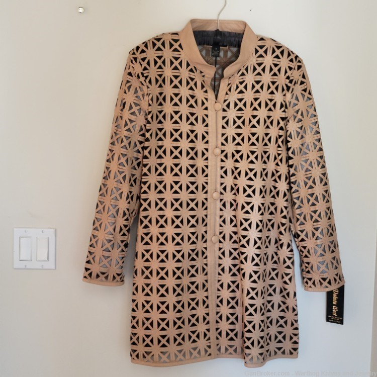 Dakota West Leather Ladies Jacket.  Camel color. 32"L. 1XL. *REDUCED*-img-0