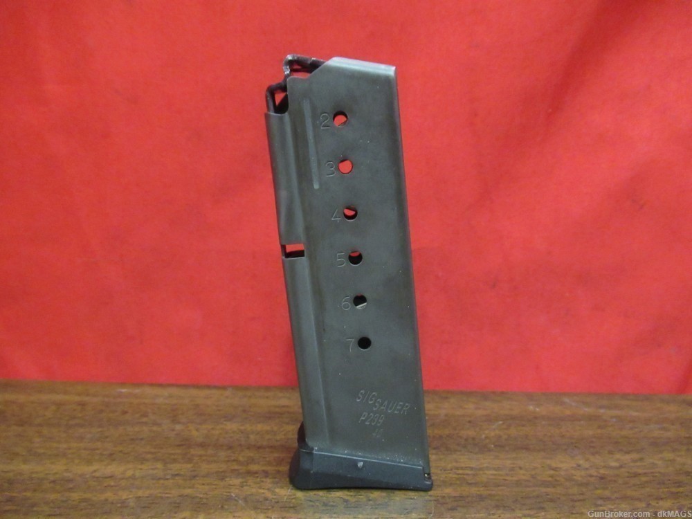 Sig Sauer Factory P239 Magazine 7rds .40S&W-img-0