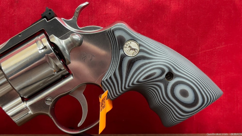 Colt Python Combat Elite .357 mag 6 RD 3" BBL DA / SA Stainless Revolver-img-3