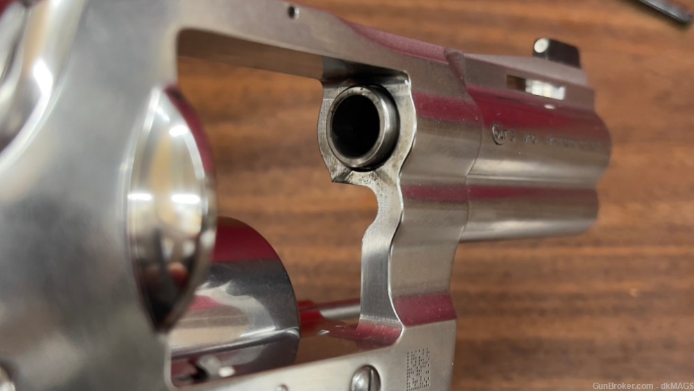 Colt Python Combat Elite .357 mag 6 RD 3" BBL DA / SA Stainless Revolver-img-12