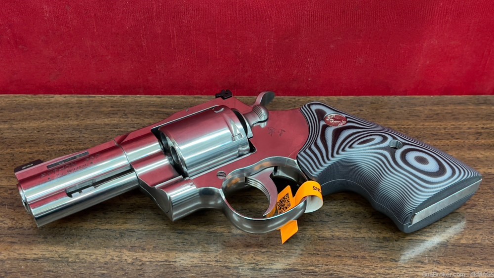 Colt Python Combat Elite .357 mag 6 RD 3" BBL DA / SA Stainless Revolver-img-23