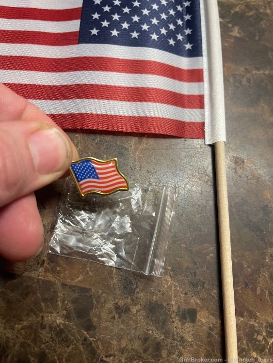 USA Flag AND Pin set Only $1 Old Glory stars stripes United States America -img-0