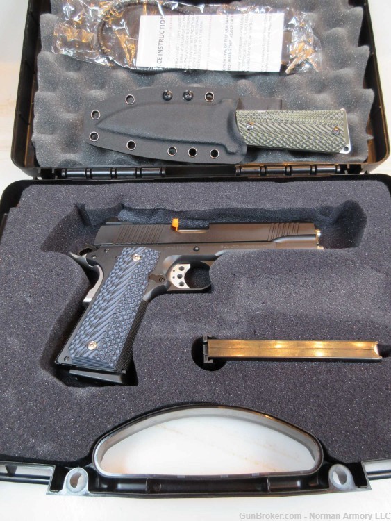 Magnum Research Desert Eagle 1911 .45acp 5" 2-8rd mags Knife included-img-0