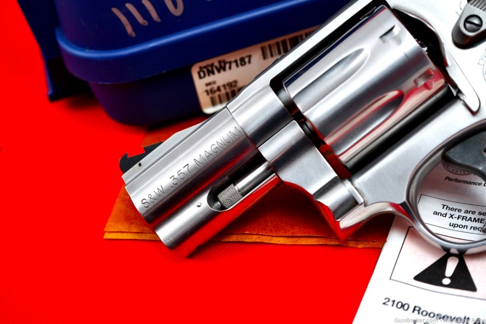 Awesome Smith & Wesson 686 2.5" .357 Magnum 7-Shot Original Case-img-3