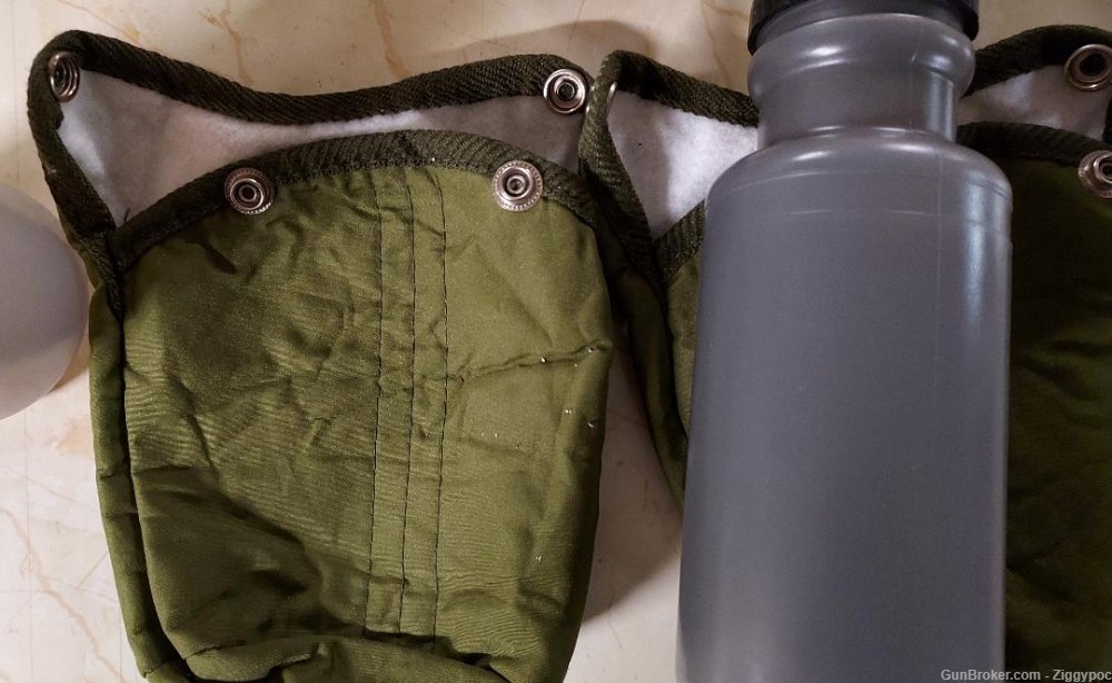 5 Factory New Water Bottles with OD Green Shrouds/Belt/Bag Clips-img-5