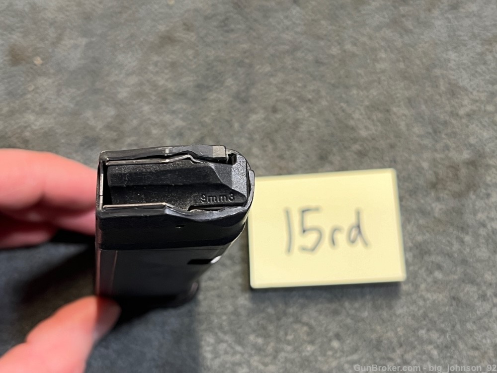 Preban Glock 17 19 26 Factory 9mm 15rd / 17rd Magazine PRE-BAN Square Notch-img-4