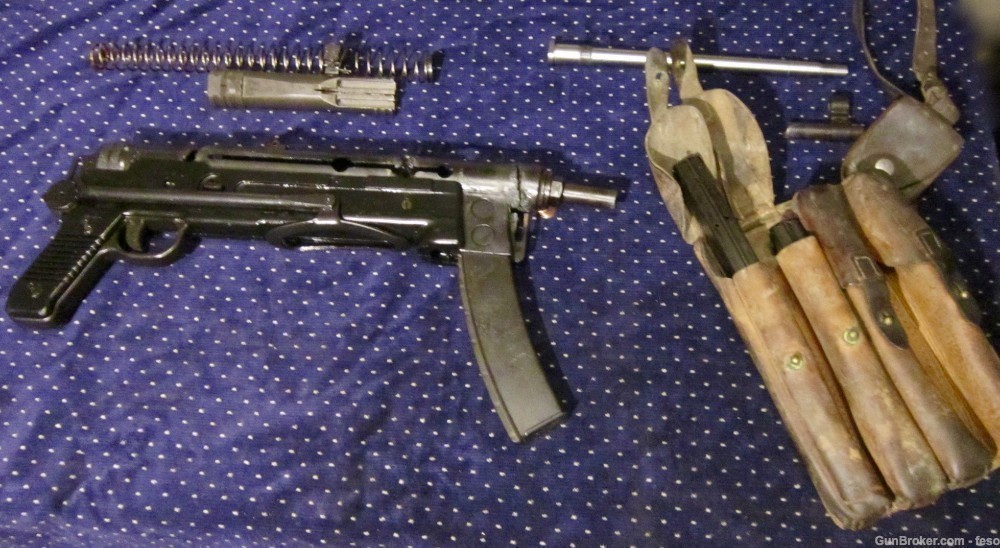 Yugoslavia's MP40; M-56 smg parts kit w/new barrel,4 mags & leather carrier-img-9