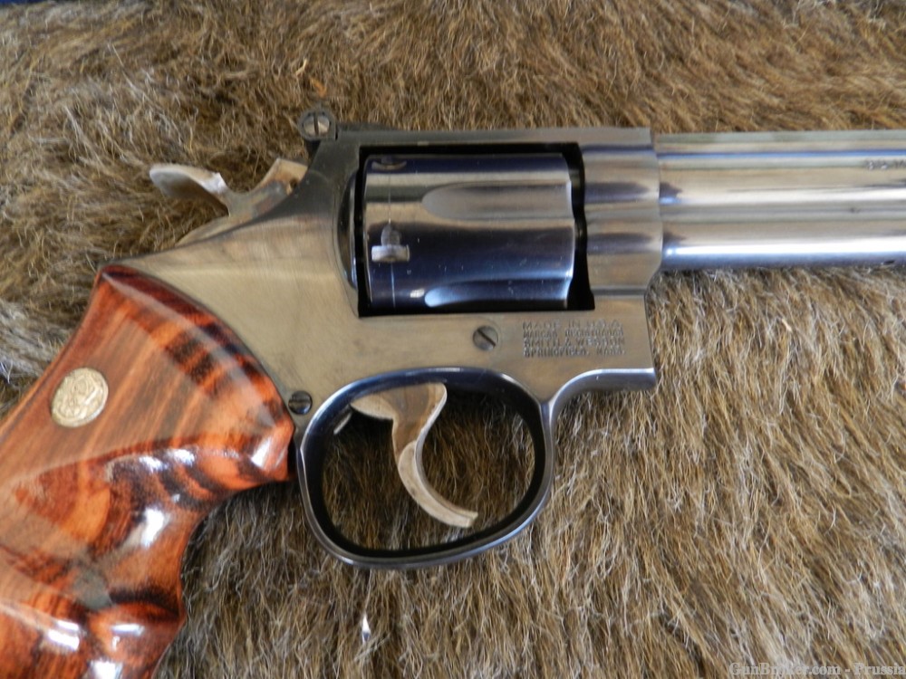 Smith & Wesson Model 16-4 32 H&R Mag 8 3/8" Blue NIB-img-6