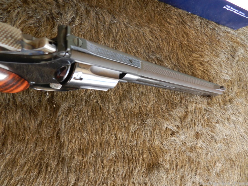 Smith & Wesson Model 16-4 32 H&R Mag 8 3/8" Blue NIB-img-8