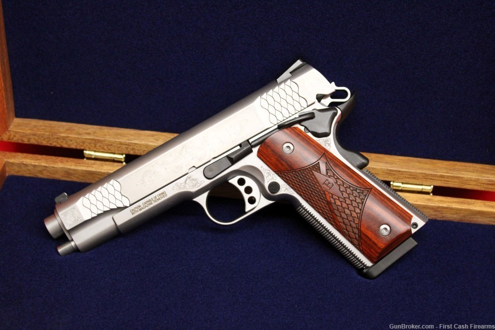 Smith & Wesson SW1911 Engraved 45ACP 1911 Smith-img-1