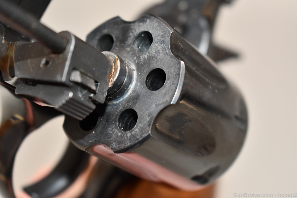 Uncommon Dan Wesson 22V Double Action Revolver 4" VR 22 LR Blued-img-33