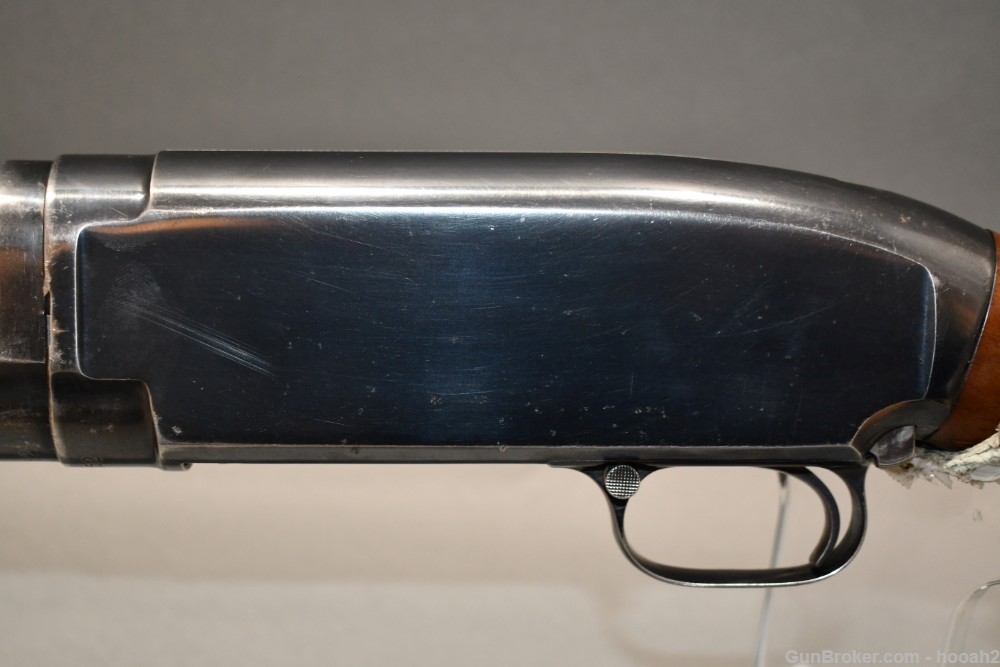 Winchester Model 12 Pump Shotgun 2 3/4" 12 G 26" Cutts 1953 READ-img-11