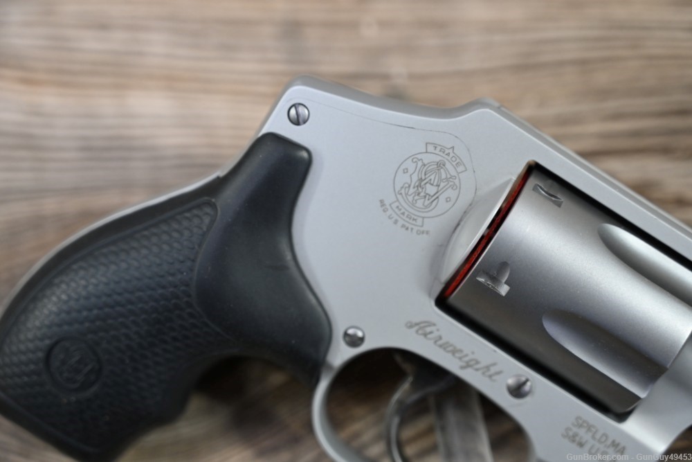Smith and Wesson Model 642-1 38 Special revolver-img-18