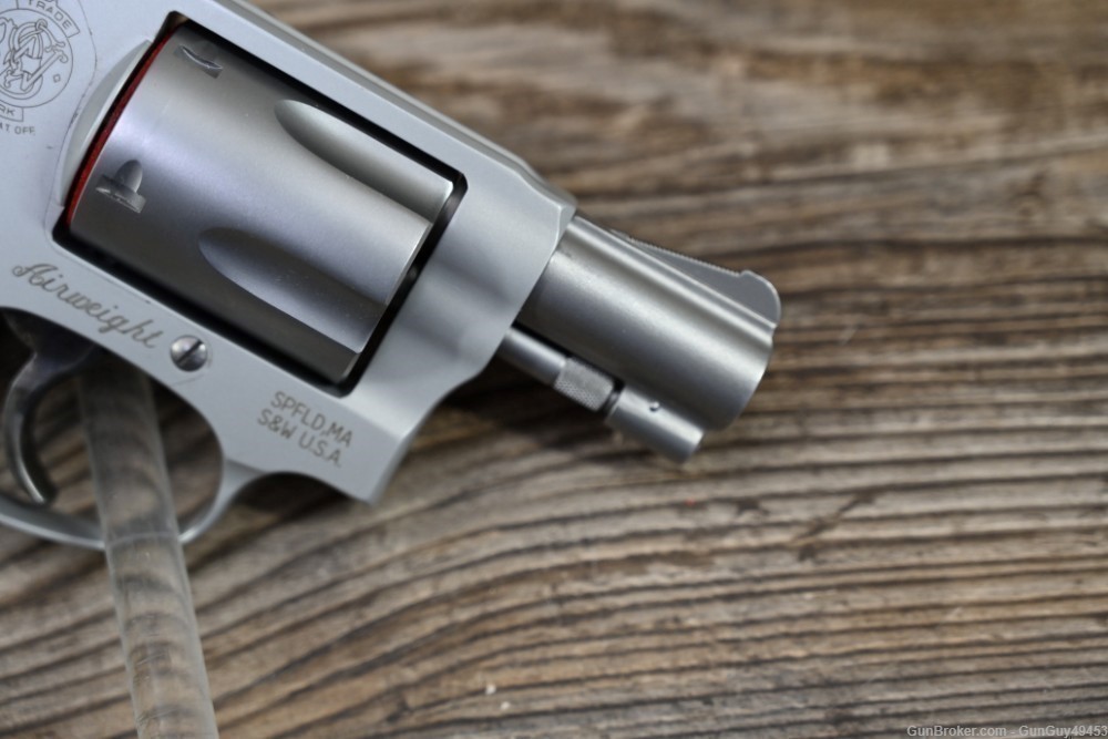 Smith and Wesson Model 642-1 38 Special revolver-img-22