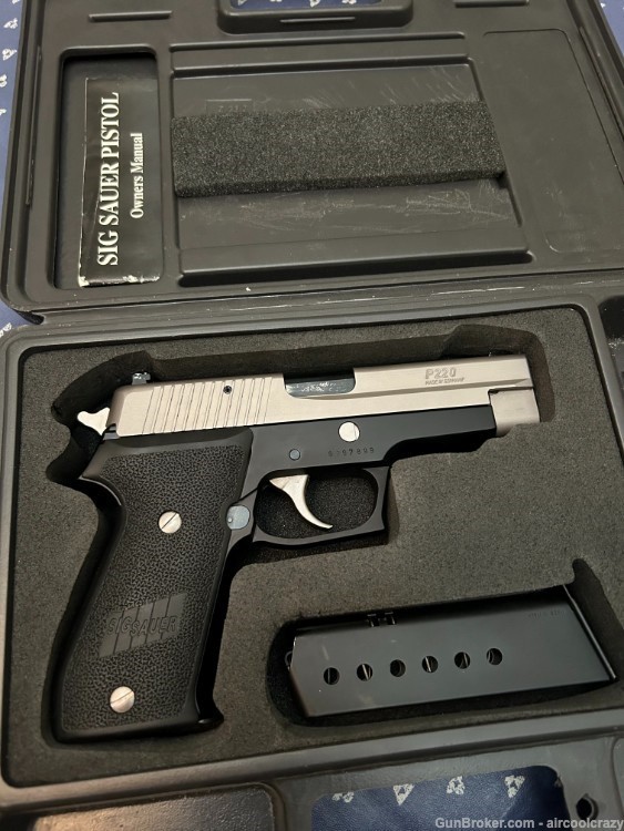 SIG Sauer P220 two tone, made in W. Germany-img-6