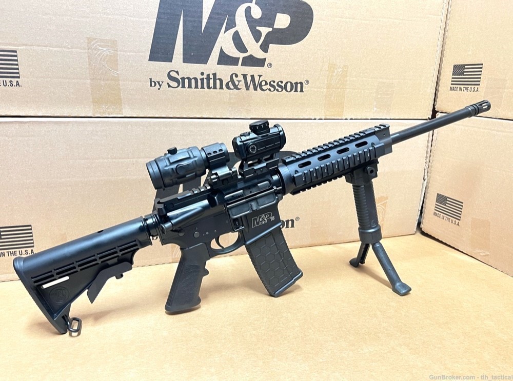 SMITH & WESSON AR-15 Tactical 3x Magnifier |Red Dot| 3 Magazines|AR M&P 15-img-1