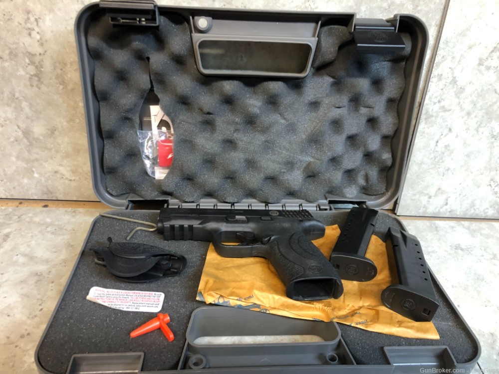 Smith & Wesson M&P40 Performance Center (ported) .40 S&W Pistol-img-4