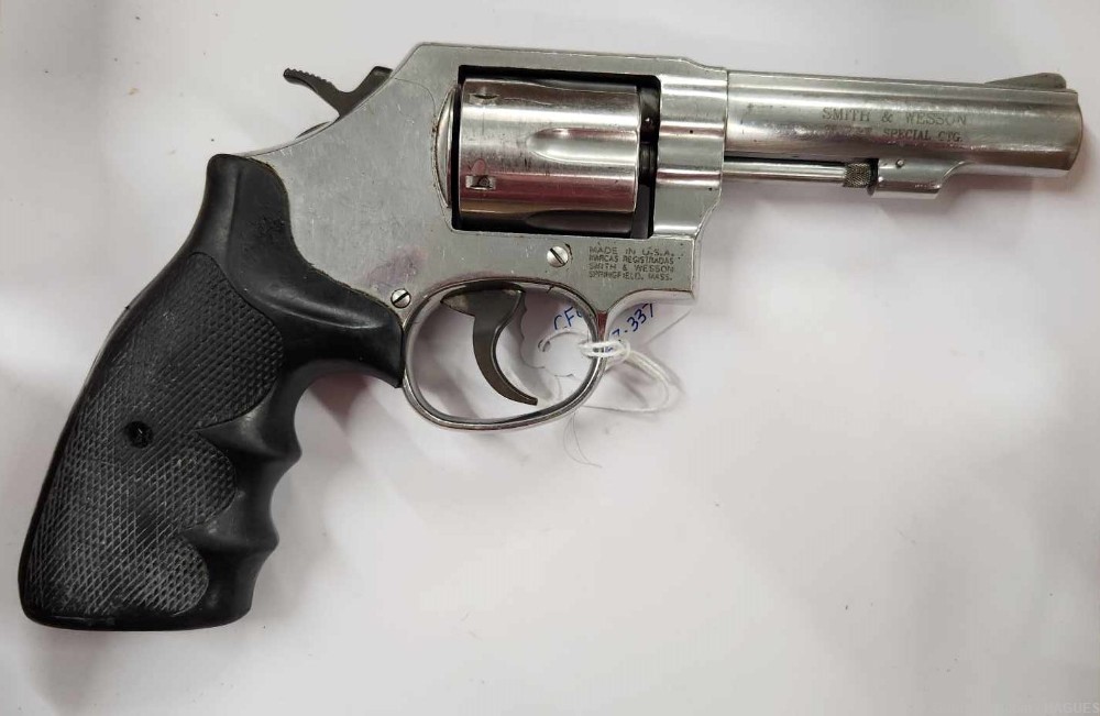 Pre Owned Smith & Wesson Model 64-7 / .38 Special Revolver S&W -img-0