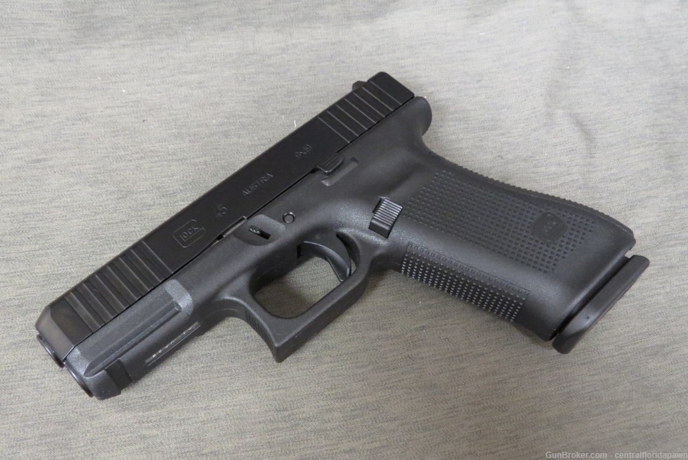 Glock G45 9mm Pistol PA455S203 17+1-img-6