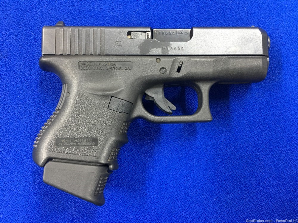 Glock 27 gen-3, comes w/ holster, chambered in .40 S&W-img-0