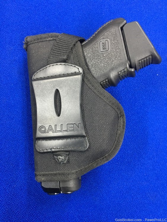 Glock 27 gen-3, comes w/ holster, chambered in .40 S&W-img-4