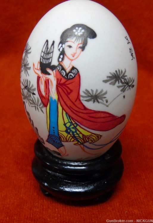 Antique Chinese hand painted Egg of “Chang-O.”-img-6