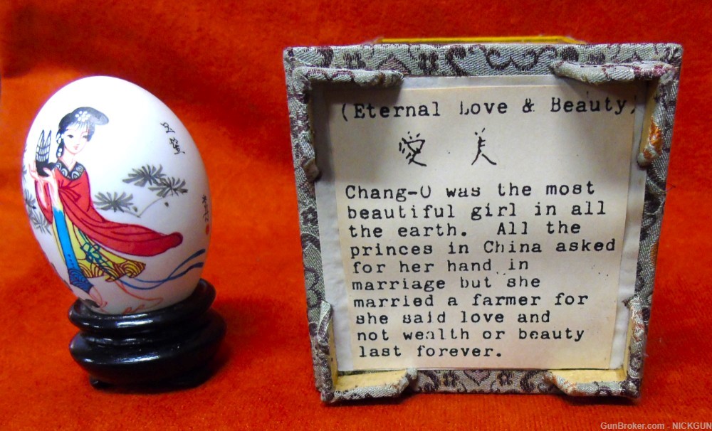 Antique Chinese hand painted Egg of “Chang-O.”-img-5