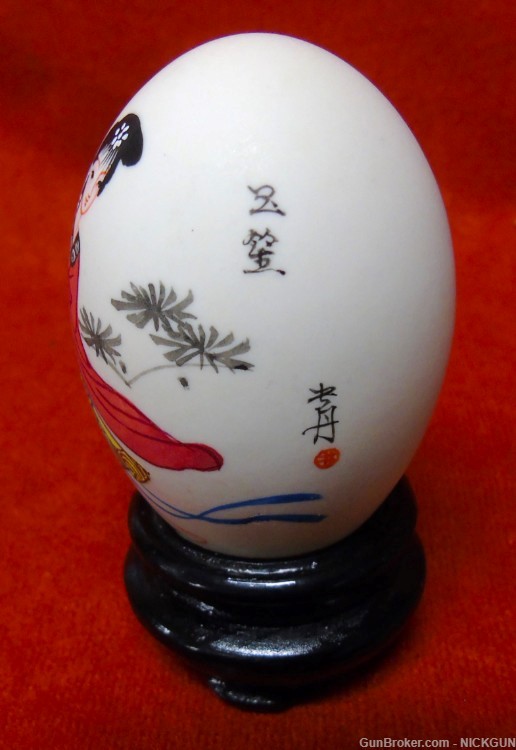 Antique Chinese hand painted Egg of “Chang-O.”-img-7