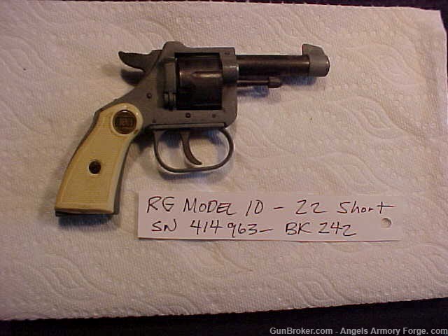 BK#242 - RG Model 10 - 22 Cal Short-img-0
