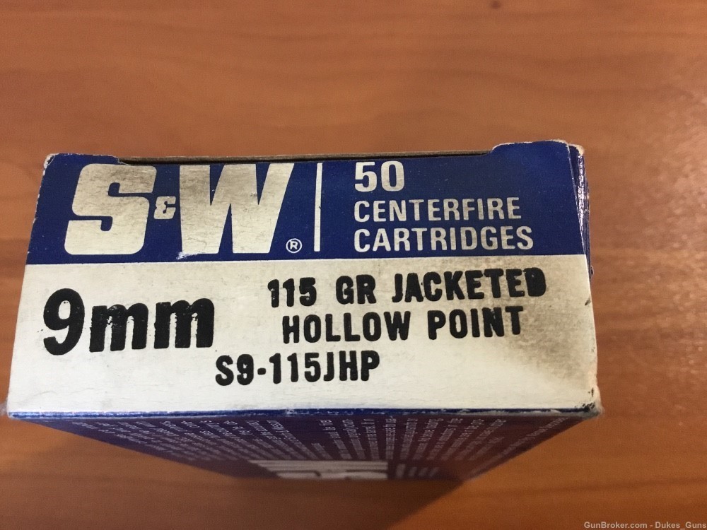 Smith & Wesson 9mm factory J.H.P. ammo MfG. 1972-1980 RARE!-img-0