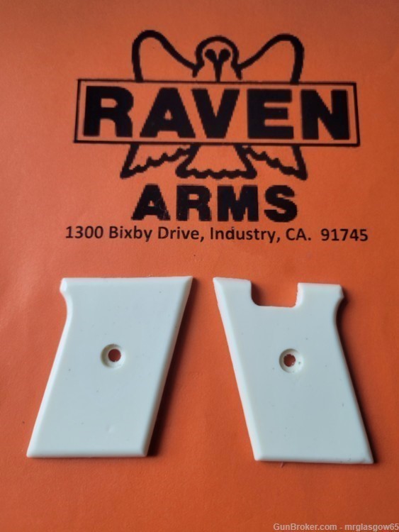 Raven / Phoenix Arms MP25, MP-25, P25, P-25 Smooth Faux Grips (Lg Safety)-img-1