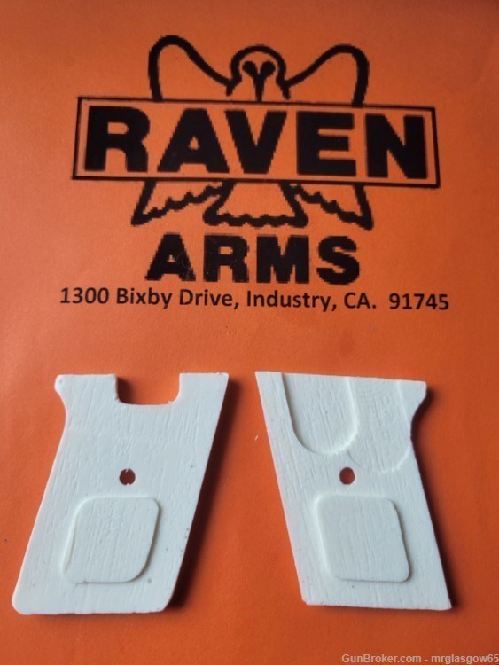 Raven / Phoenix Arms MP25, P25 Faux Wood Grips w/medallions (Lg Safety)-img-2