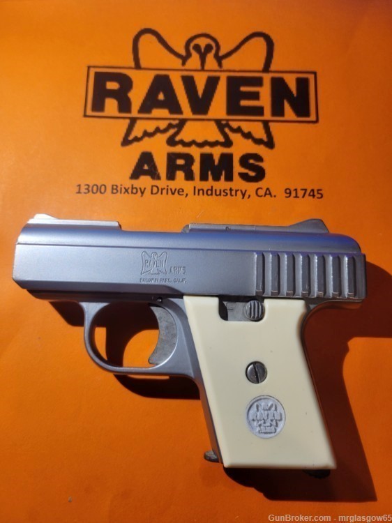 Raven / Phoenix Arms MP25, P25 Smooth Grips w/medallions (Lg Safety)-img-5