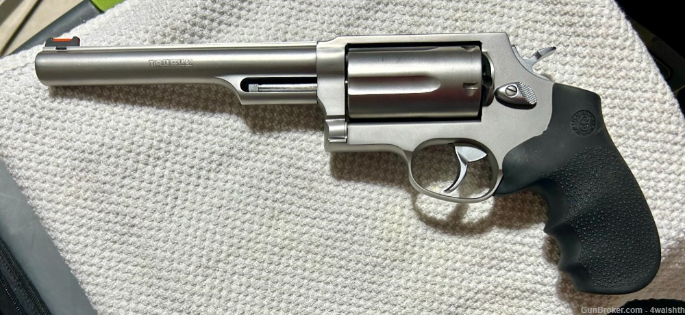  Taurus Judge Revolver, 45 Long Colt/Caliber	410 Gauge -img-0