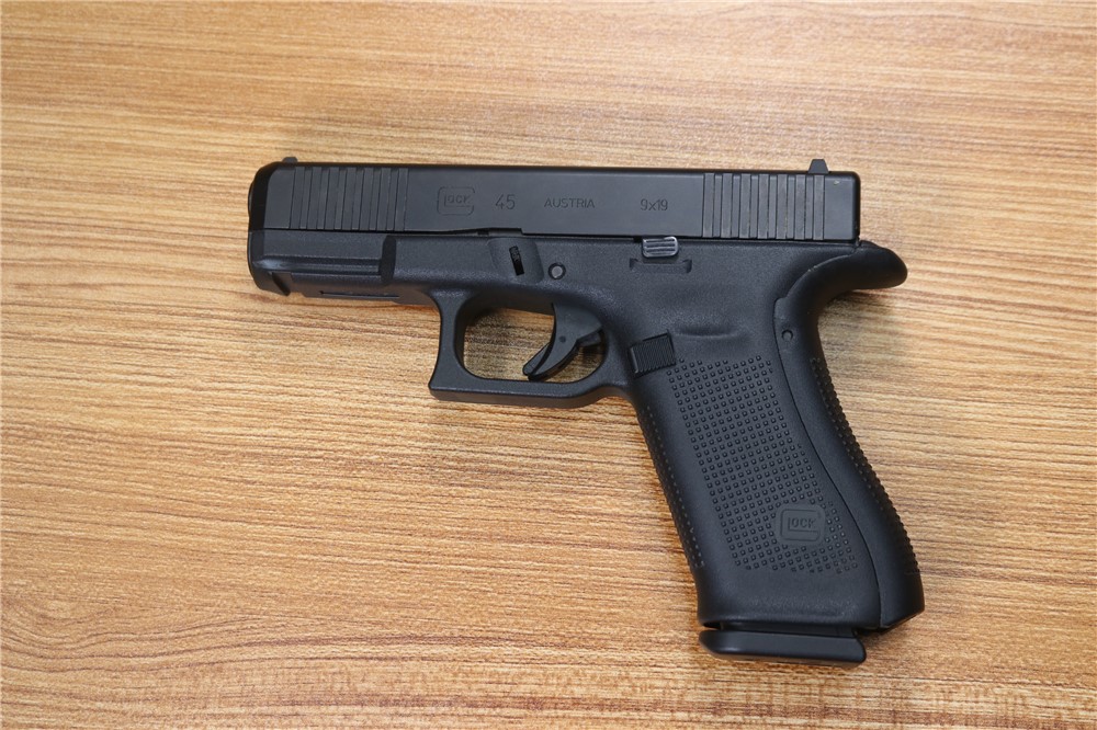 Glock 45 9mm 4" Barrel 1 Mag 17 Rounds-img-0