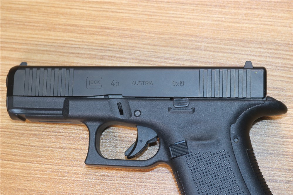 Glock 45 9mm 4" Barrel 1 Mag 17 Rounds-img-3