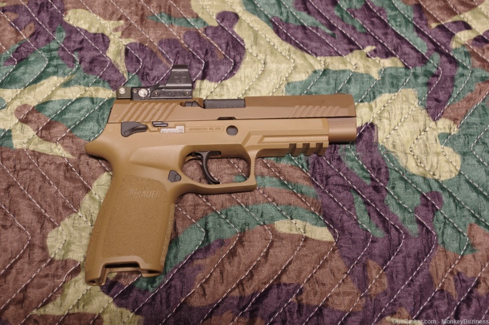 SIG P320 M17 with DeltaPoint Pro 7.5 MOA Triangle reticle-img-2