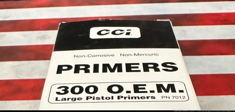 Federal CCI Winchester & Wolf Large & Small Pistol Primers 2400 Count -img-3