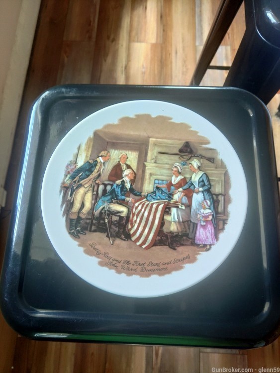 Collectable plate -img-2