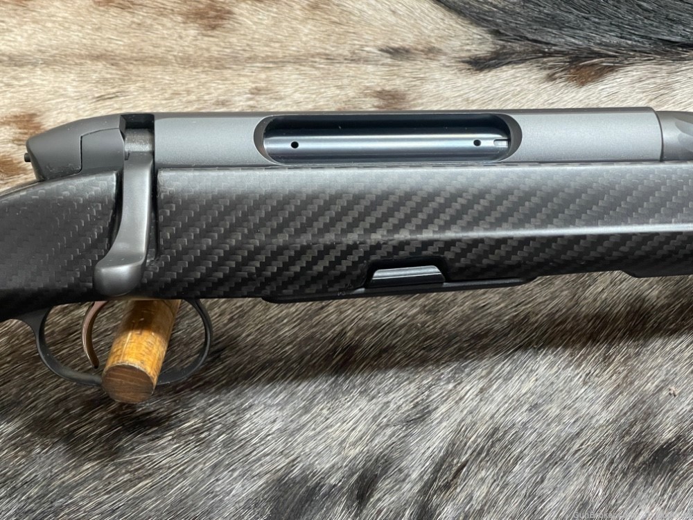 FREE SAFARI, NEW STEYR ARMS CARBON CLII 300 WINCHESTER MAGNUM RIFLE CL II-img-0