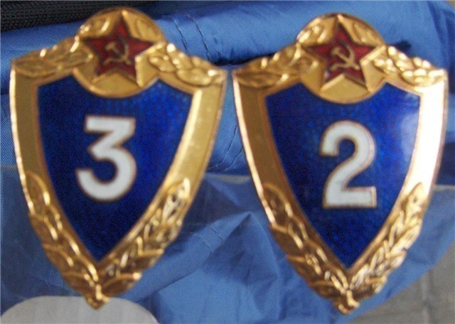 4 Russian military qualification badges model of  1954 solid gilded brass-img-2