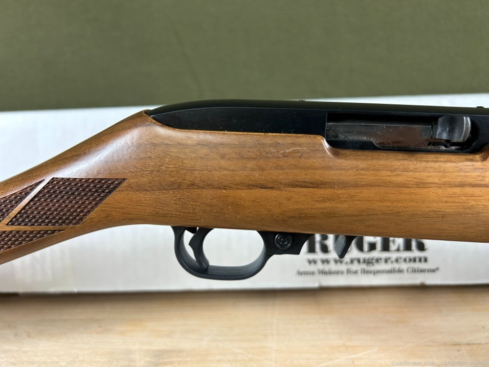 Ruger 10/22 Rifle As New LNIB Special Edition "Nice Wood" 22 LR SKU 01215-img-19