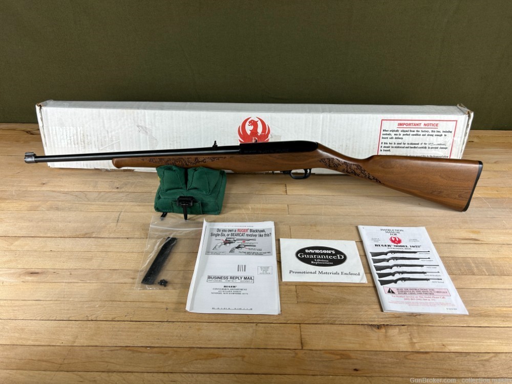 Ruger 10/22 Rifle As New LNIB Special Edition Nice Wood .22 LR SKU 01180-img-0