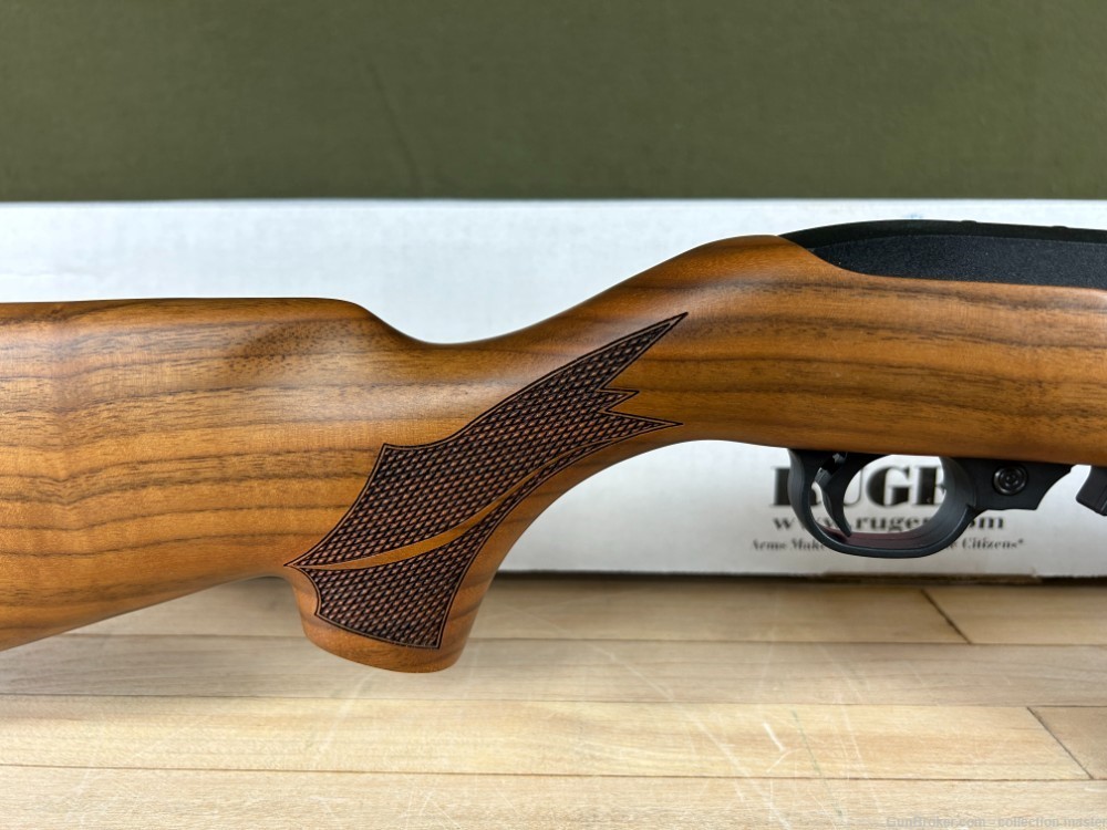 Ruger 10/22 Rifle As New LNIB Special Edition 22 LR SKU 01221 Nice Wood -img-16