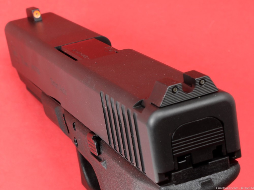 Glock 20 Gen4 10mm LNIB W/ Trijicon HD Night Sights, 2xMags and Holster-img-4