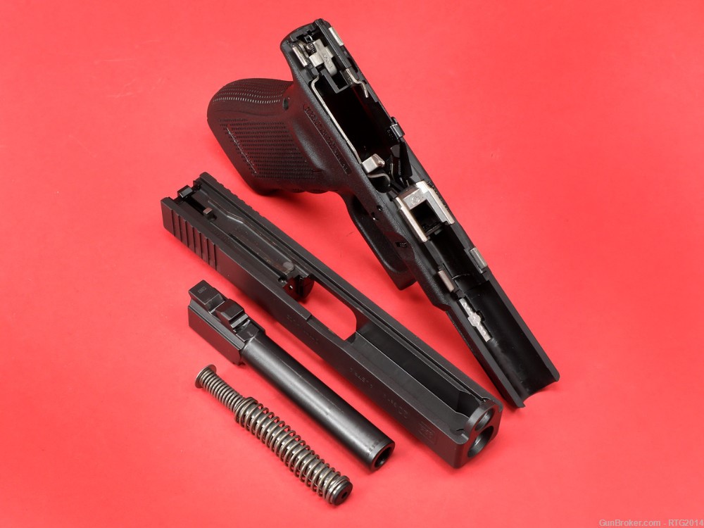 Glock 20 Gen4 10mm LNIB W/ Trijicon HD Night Sights, 2xMags and Holster-img-5