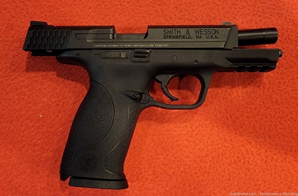  Smith and Wesson M&P9 9mm 4.25" Barrel -img-3